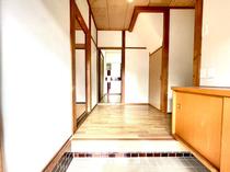 彦根市日夏町中古戸建 現地写真（玄関）