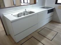 彦根市地蔵町中古戸建 内観写真（キッチン）