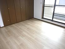 彦根市地蔵町中古戸建 内観写真（リビング以外の居室）
