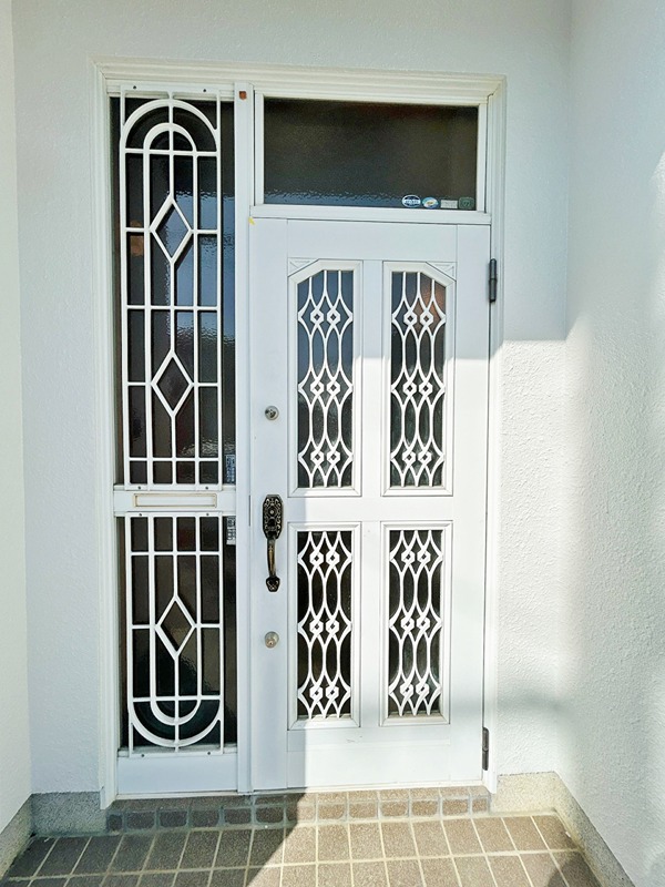 彦根市日夏町中古戸建 現地写真（玄関）