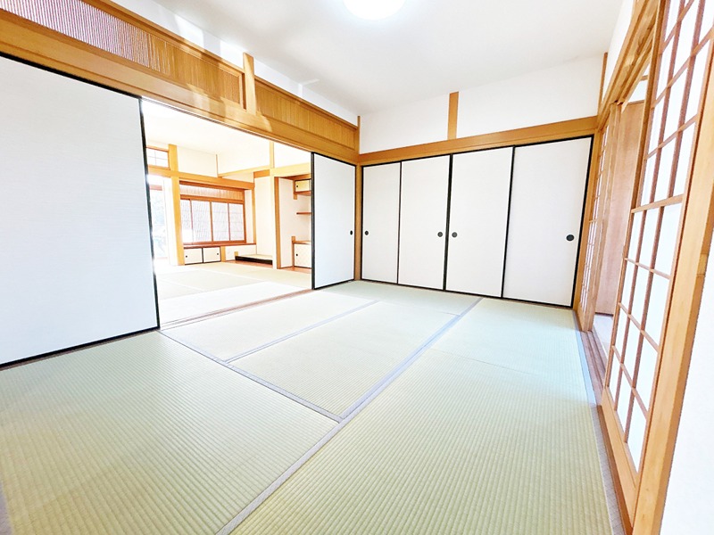 彦根市後三条町中古戸建 内観写真（リビング以外の居室）