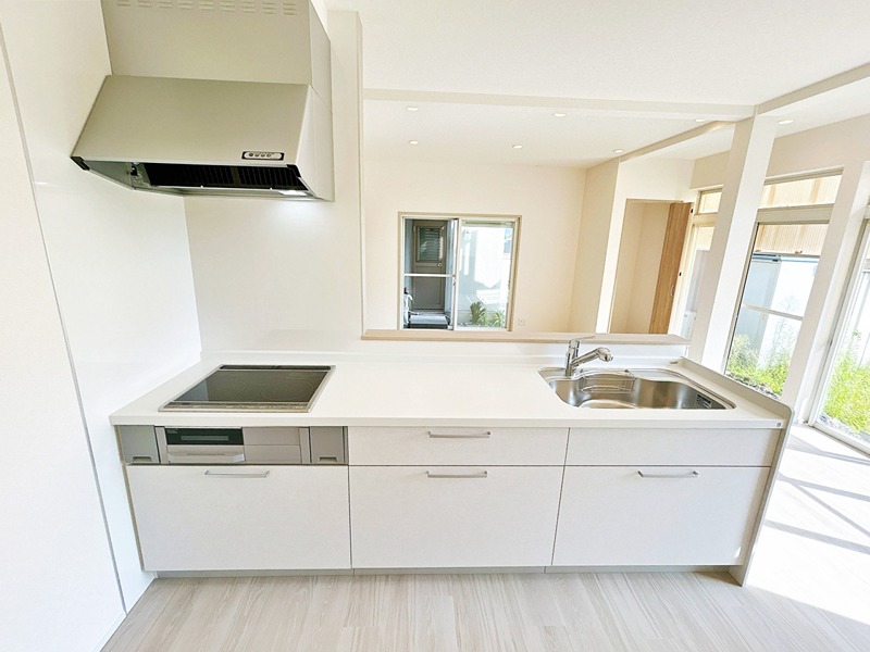 彦根市野田山町中古戸建 内観写真（キッチン）