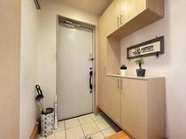 彦根市西今町中古戸建 内観写真（リビング以外の居室）