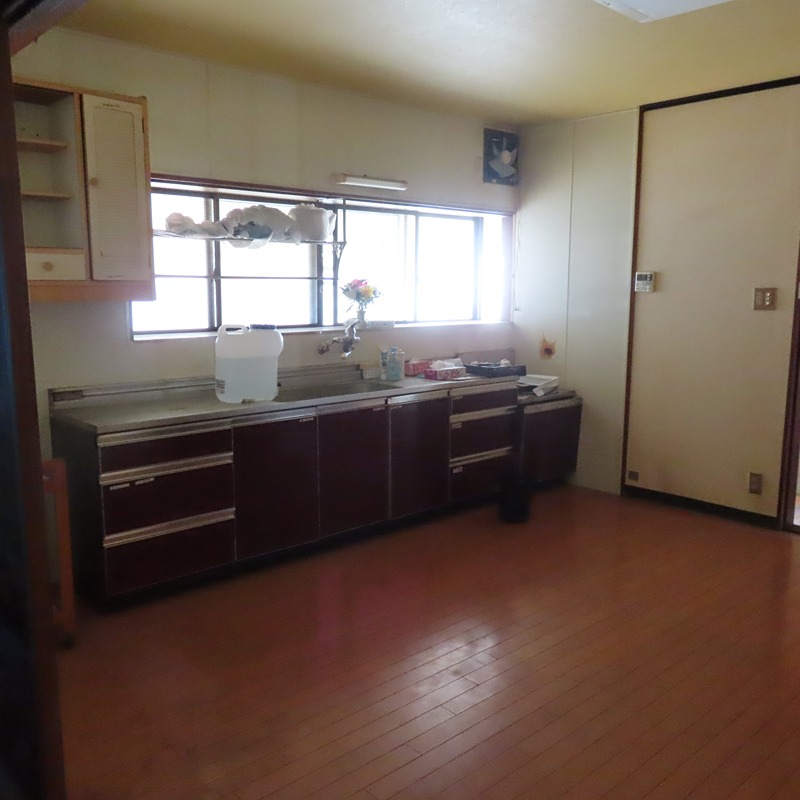 彦根市高宮町中古戸建 内観写真（キッチン）