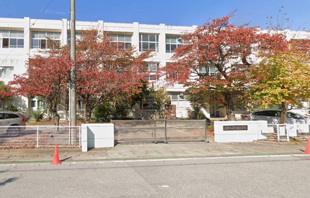 彦根市大藪町売地 小学校