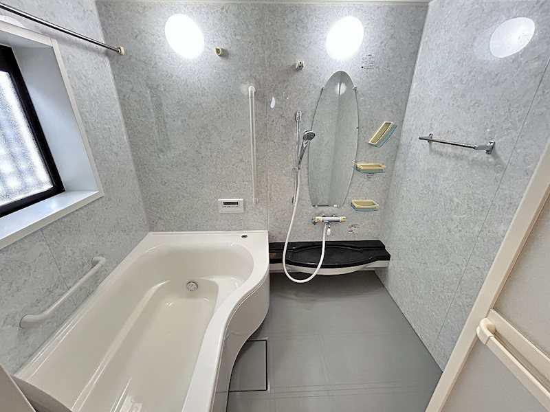 彦根市高宮町中古戸建 内観写真（浴室）