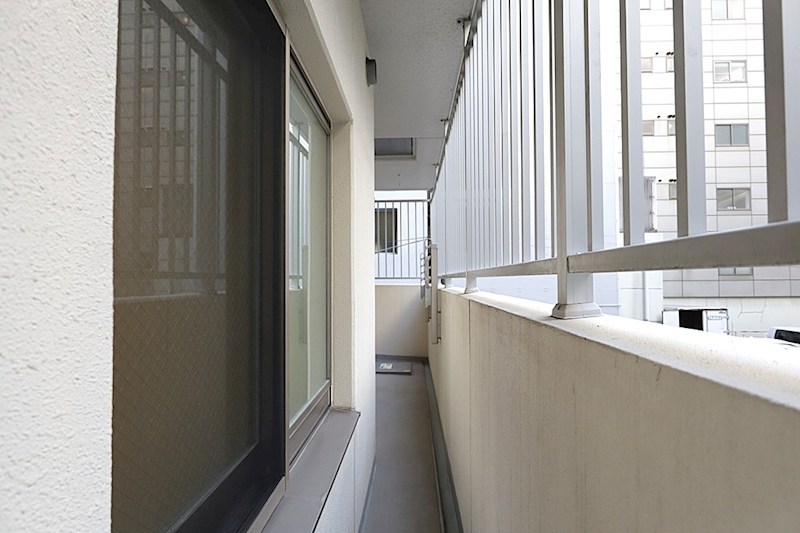 エステムプラザ本町クロス 現地写真（バルコニー）