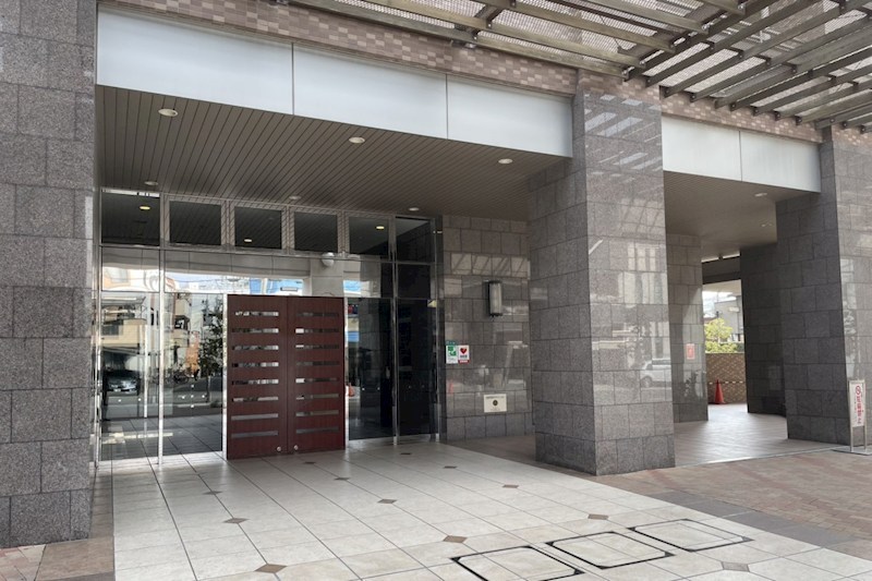 キングスクエアランドレックスC棟 共用部写真（エントランス）