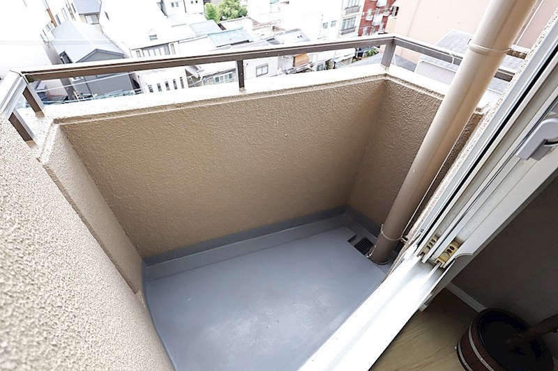 朝日プラザ北畠西 現地写真（バルコニー）