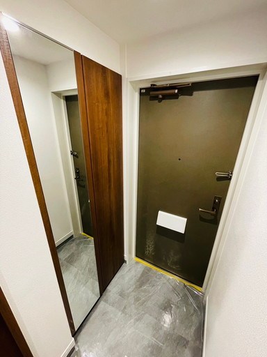 ローヤルシティ川口西 現地写真（玄関）