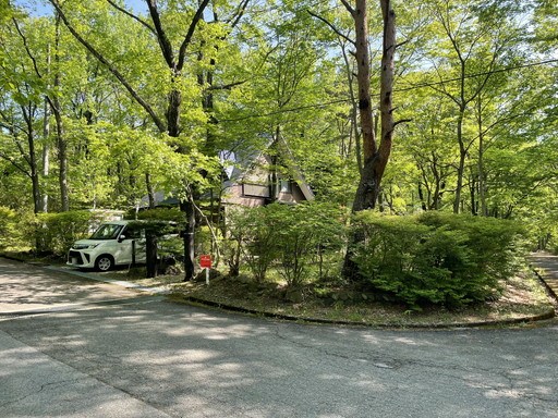 那須町高久乙 中古別荘 現地写真（前面道路含む現地写真）