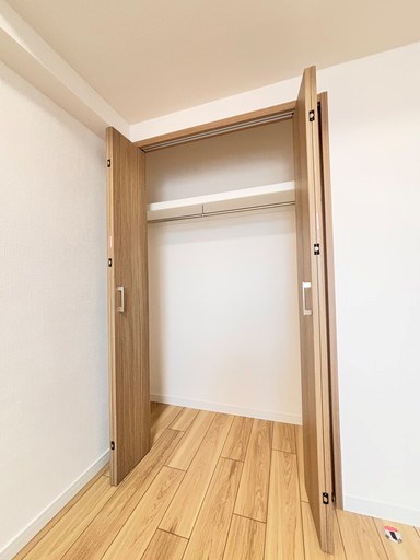 ルネ蕨二号館 内観写真（収納）