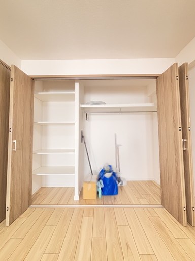 ルネ蕨二号館 内観写真（収納）