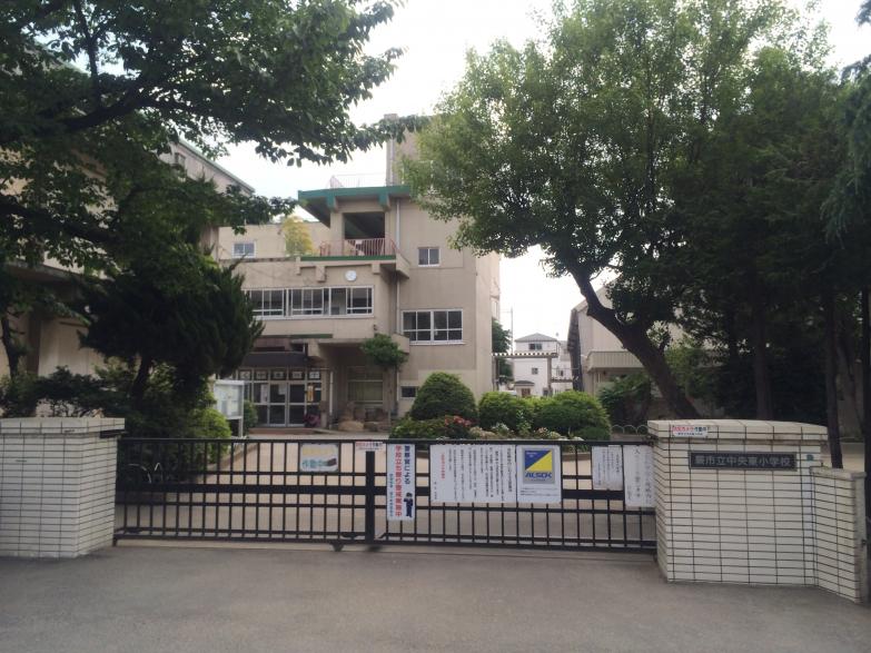 ルネ蕨二号館 小学校