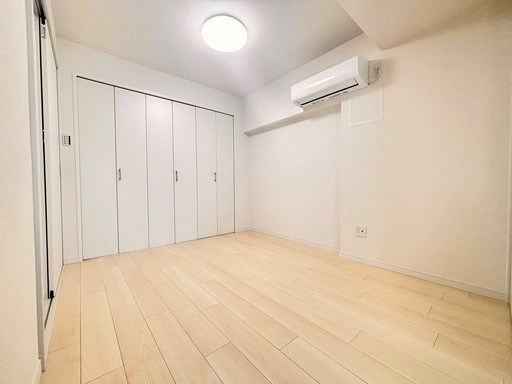 根岸壱番館 内観写真（子供部屋）