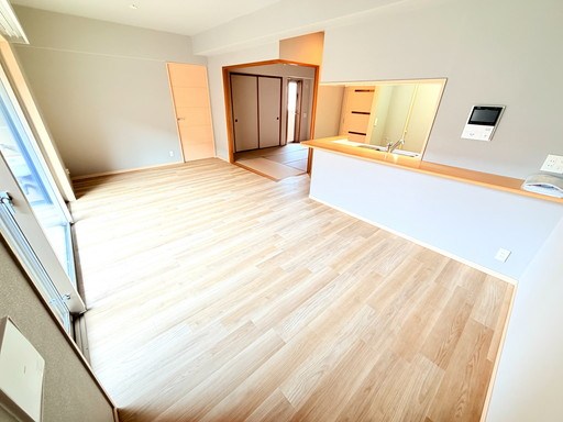 ライフピア蕨南町壱番館 内観写真（リビング）