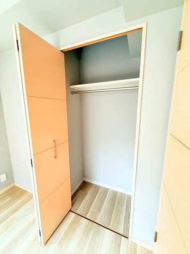 ライフピア蕨南町壱番館 内観写真（収納）