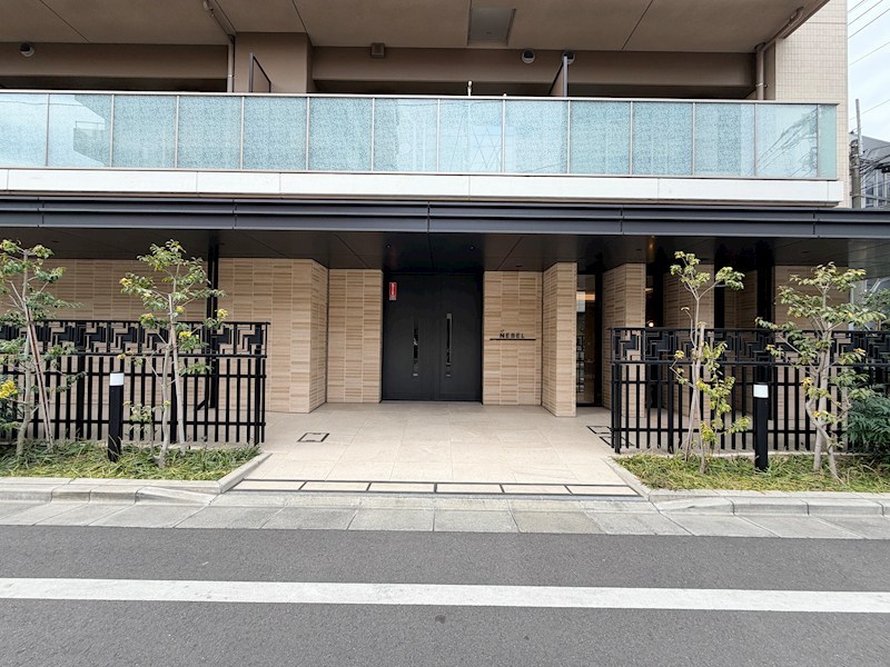 ネベル川口芝CORTE 共用部写真（エントランス）