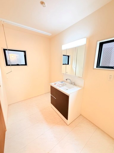 戸田市笹目３丁目新築戸建　全3棟　2号棟 内観写真（洗面台・洗面所）