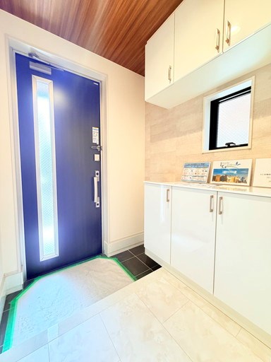 戸田市笹目３丁目新築戸建　全3棟　2号棟 現地写真（玄関）