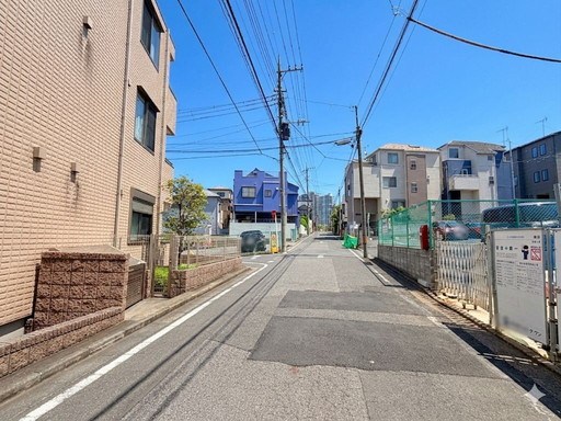 さいたま市南区別所１丁目新築戸建　全3棟　3号棟 現地写真（前面道路含む現地写真）