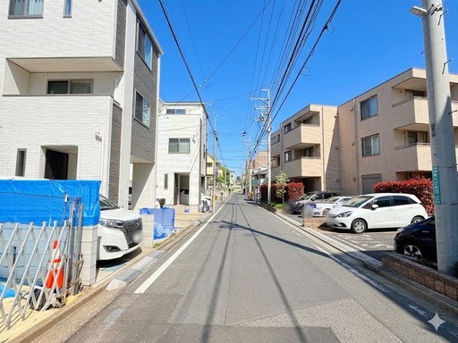 さいたま市南区別所１丁目新築戸建　全3棟　3号棟 現地写真（前面道路含む現地写真）