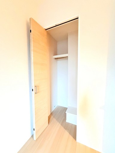 コスモフェスタ蕨 内観写真（収納）