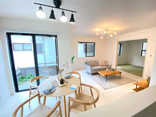 川口市大字差間 中古戸建 内観写真（リビング）