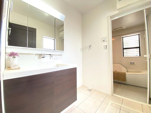 川口市大字差間 中古戸建 内観写真（洗面台・洗面所）