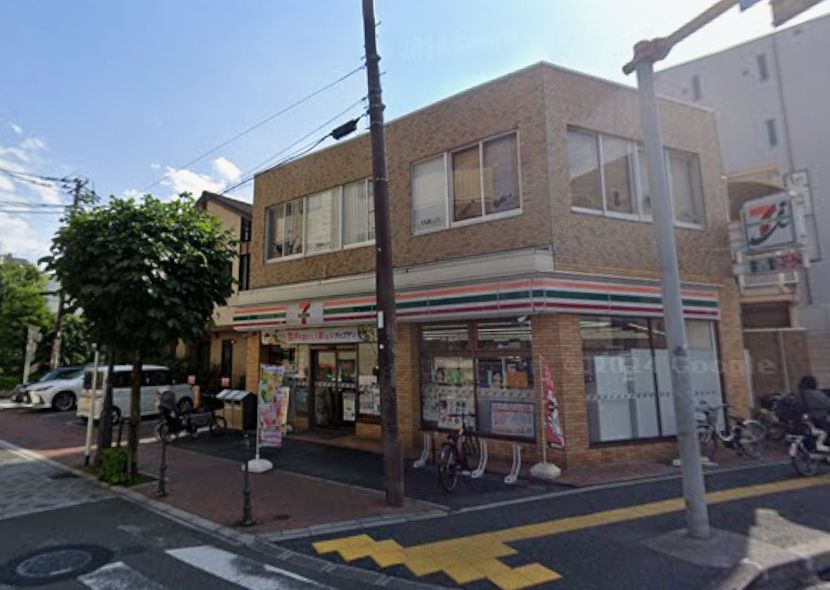 コスモ浦和常盤 コンビニ