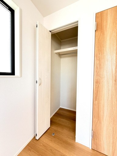 さいたま市南区鹿手袋１丁目新築戸建　全2棟　1号棟 内観写真（収納）