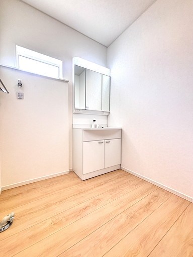戸田市笹目７丁目新築戸建　全1棟 内観写真（洗面台・洗面所）