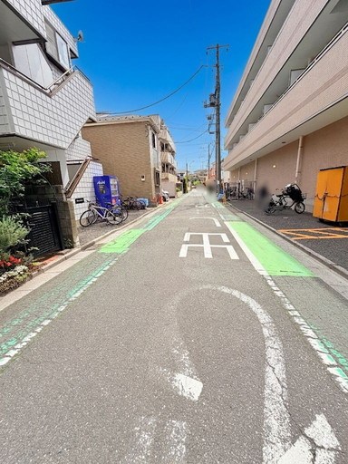 パークパレス　一棟収益物件 現地写真（前面道路含む現地写真）