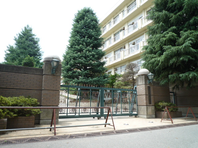 コート浦和常盤 中学校
