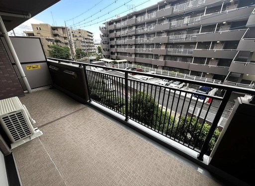 コスモ戸田公園ピアセーレ 現地写真（バルコニー）