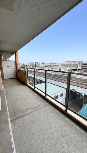 ロータリーパレス浦和西 現地写真（バルコニー）