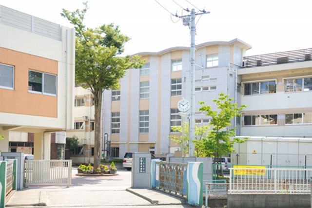 さいたま市中央区本町東５丁目新築戸建　全3棟　3号棟 中学校