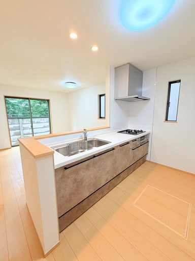 さいたま市南区辻５丁目新築戸建　全2棟　B号棟 内観写真（キッチン）