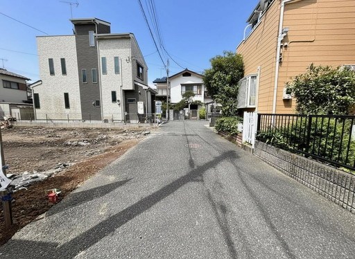 さいたま市南区辻５丁目新築戸建　全2棟　B号棟 現地写真（前面道路含む現地写真）
