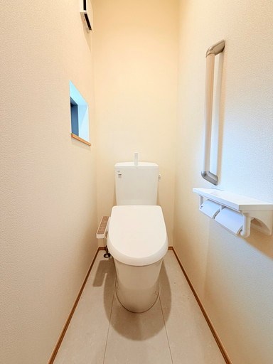 さいたま市南区辻５丁目新築戸建　全2棟　B号棟 内観写真（トイレ）