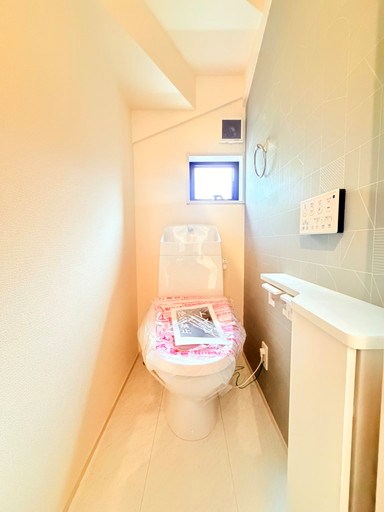 戸田市美女木１丁目新築戸建　全4棟　2号棟 内観写真（トイレ）