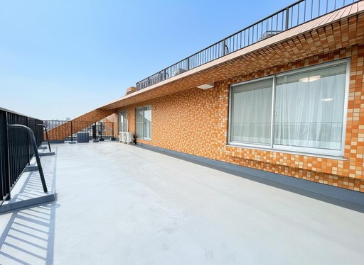 武蔵浦和第弐ローヤルコーポ 現地写真（バルコニー）