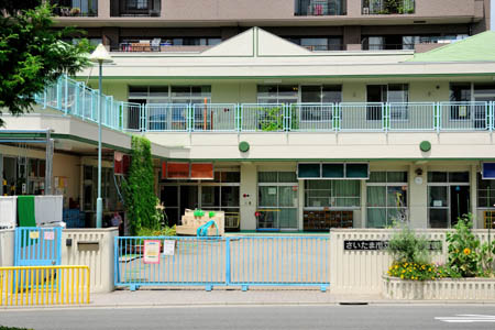 さいたま市南区辻１丁目新築戸建　全3棟　3号棟 幼稚園