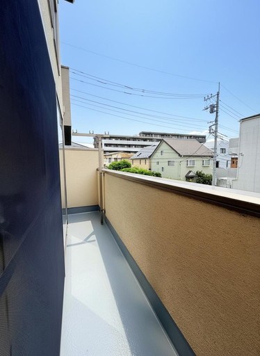 さいたま市浦和区仲町４丁目中古戸建 現地写真（バルコニー）