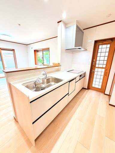 戸田市大字新曽中古戸建 内観写真（キッチン）