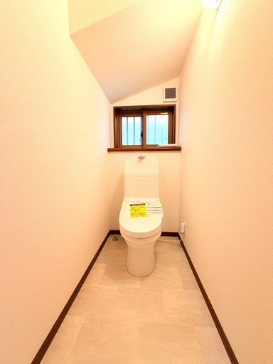 戸田市大字新曽中古戸建 内観写真（トイレ）