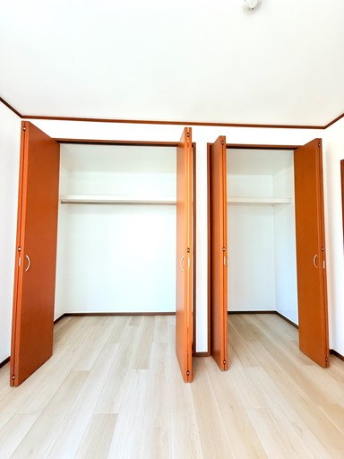 戸田市大字新曽中古戸建 内観写真（収納）