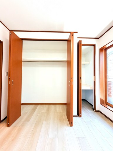 戸田市大字新曽中古戸建 内観写真（収納）