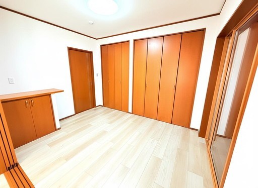戸田市大字新曽中古戸建 内観写真（子供部屋）