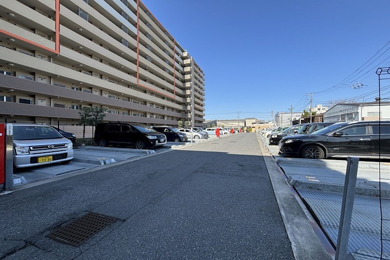ウィズ戸田公園壱番館 共用部写真（駐車場）